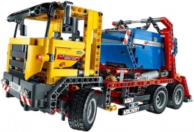 Конструктор LEGO Technic Контейнеровоз 42024